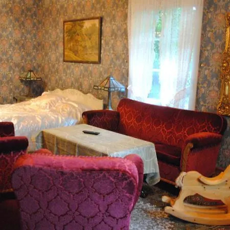 Πανδοχείο Luostarin Puutarha 2*